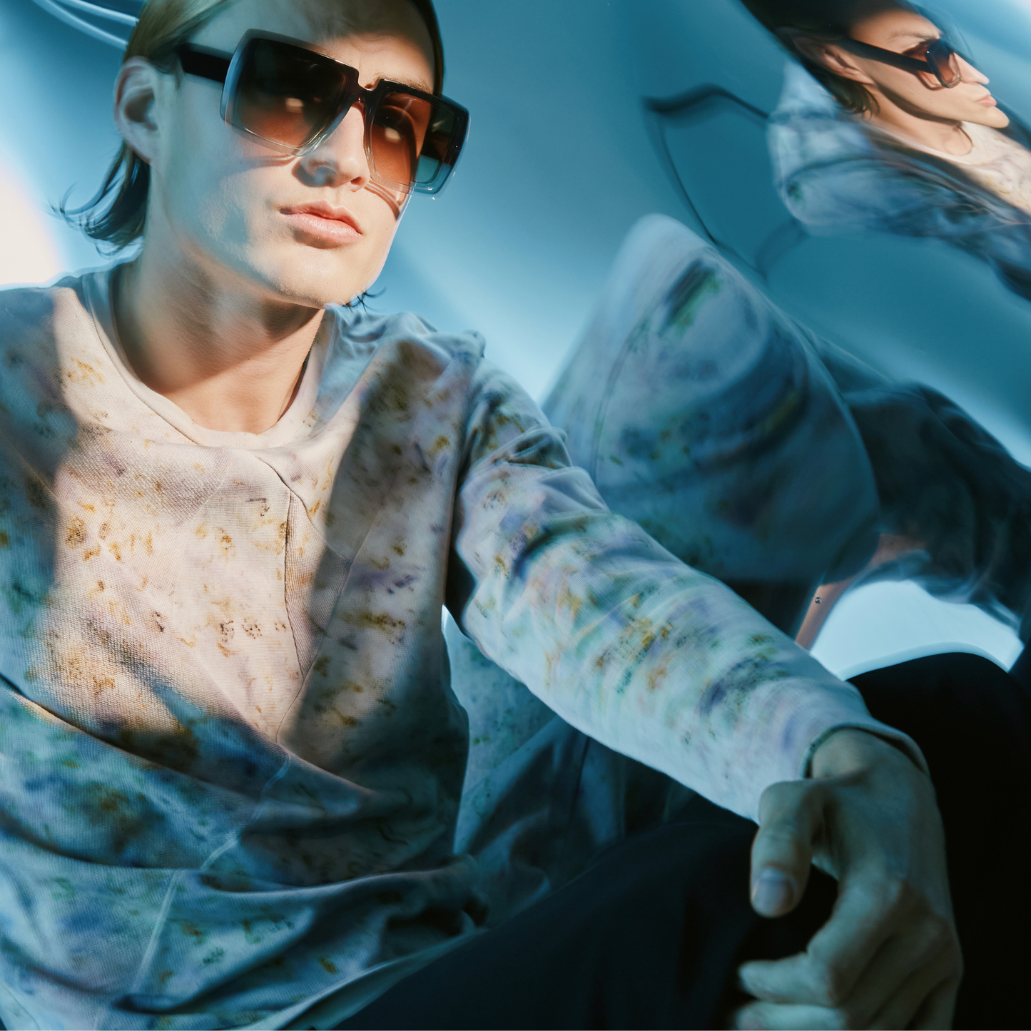 CRYSTAL Sweatshirt - Dusty Flowers