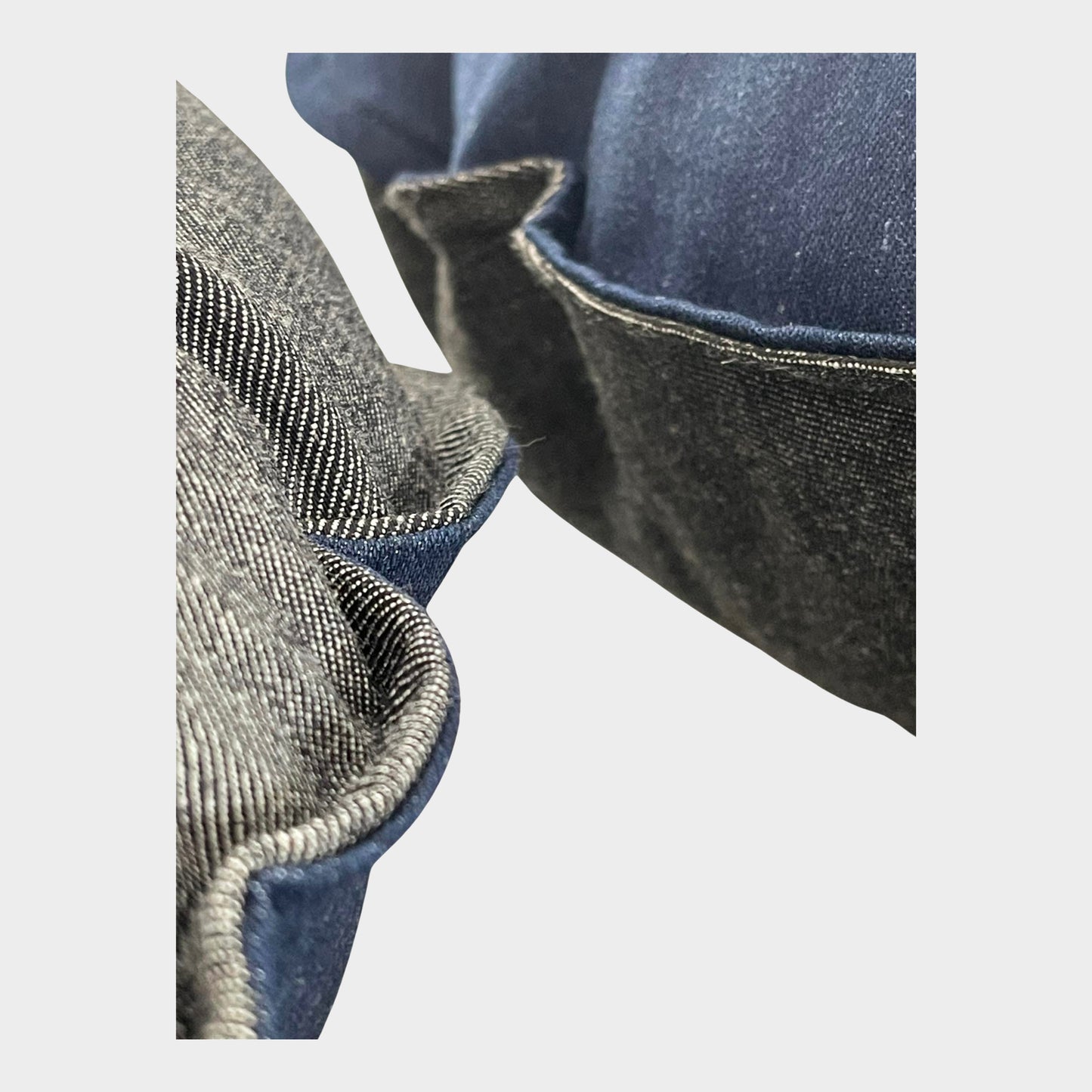 AW Cushion - Extra Mini
