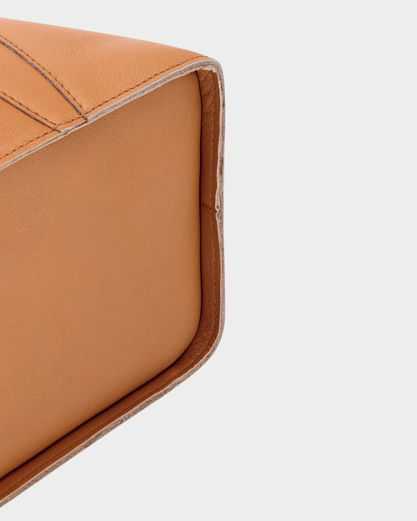 AW Signature PREMIUM Bag - Dark Honey