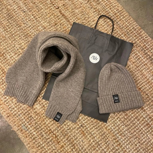 BEANIE + SCARF - Platinum Grey